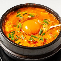 スンドゥブチゲ