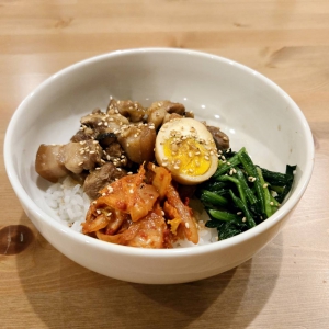 韓国風ルーロー飯